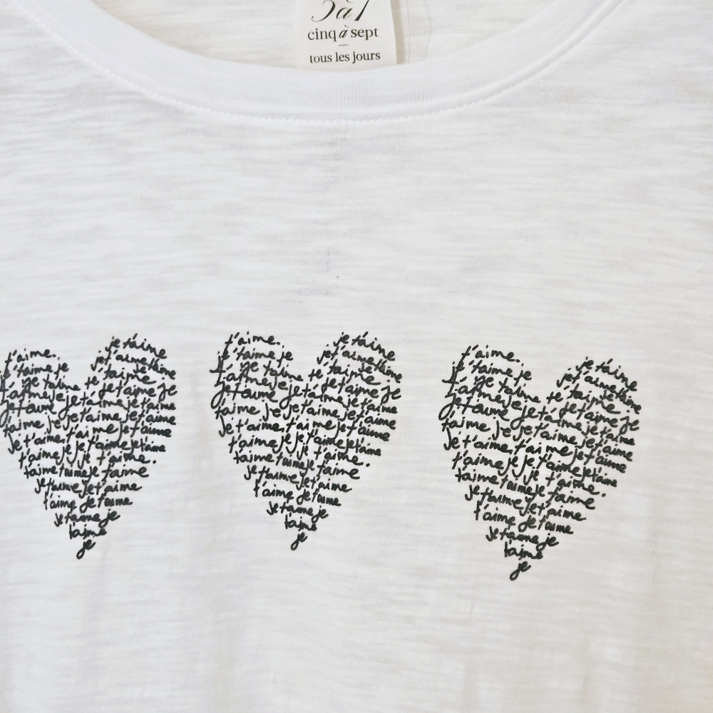 Cinq à Sept White Tee with Black Heart Design - Picture 3 of 7